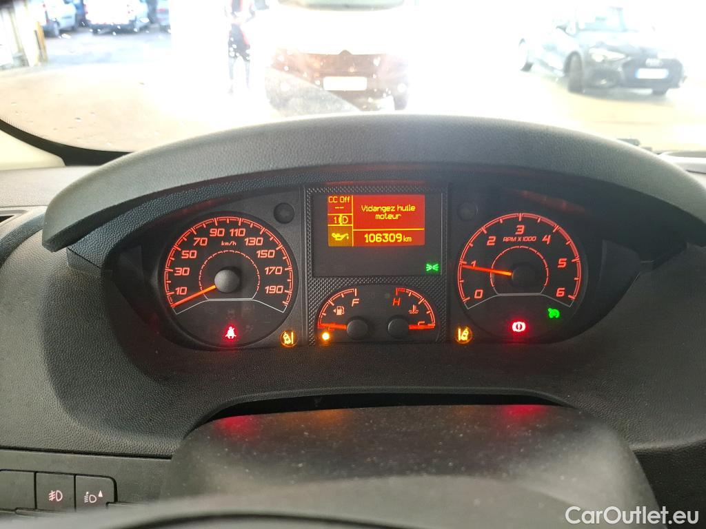  Citroen  Jumper CITROEN  2014 4P Fourgon tôlé 30 L1H1 BlueHDi 120 BVM6 Driver #34