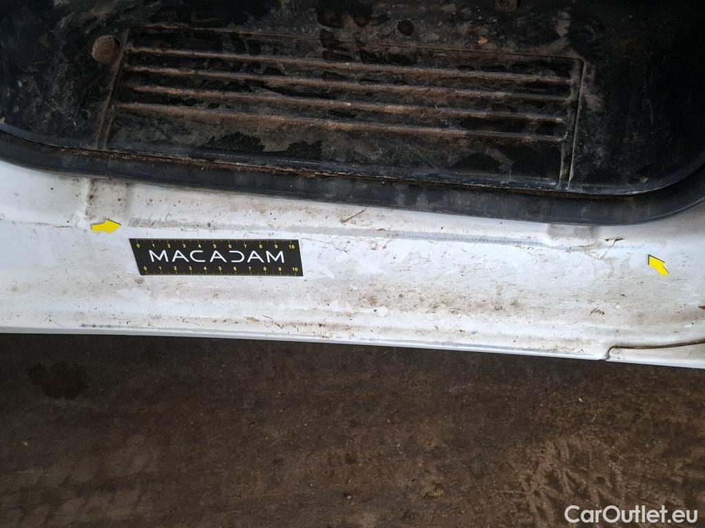  Citroen  Jumper CITROEN  2014 4P Fourgon tôlé 30 L1H1 BlueHDi 120 BVM6 Driver #23