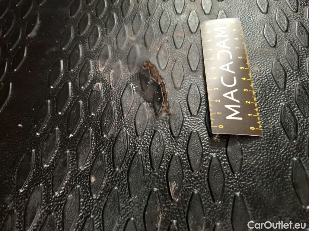  Iveco  Daily   V 35S14GA8 V/P11 H2 3520 ***GNV*** #22