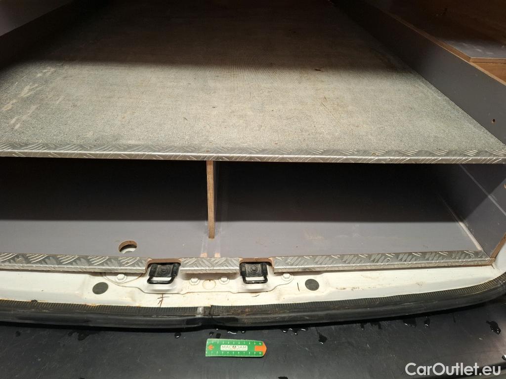  Citroen  Jumpy  Fourgon Club XL 2.0 BlueHDi 120CV BVM6 E6dT #4