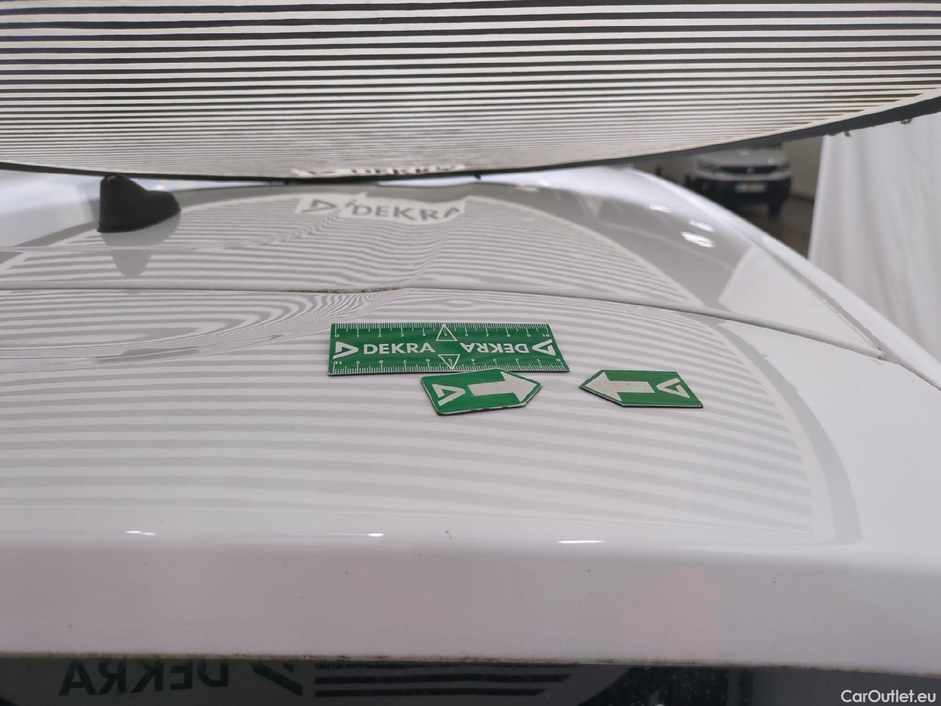  Citroen  C3  Société Feel Nav 1.5 BlueHDI 100CV BVM5 E6dT #24