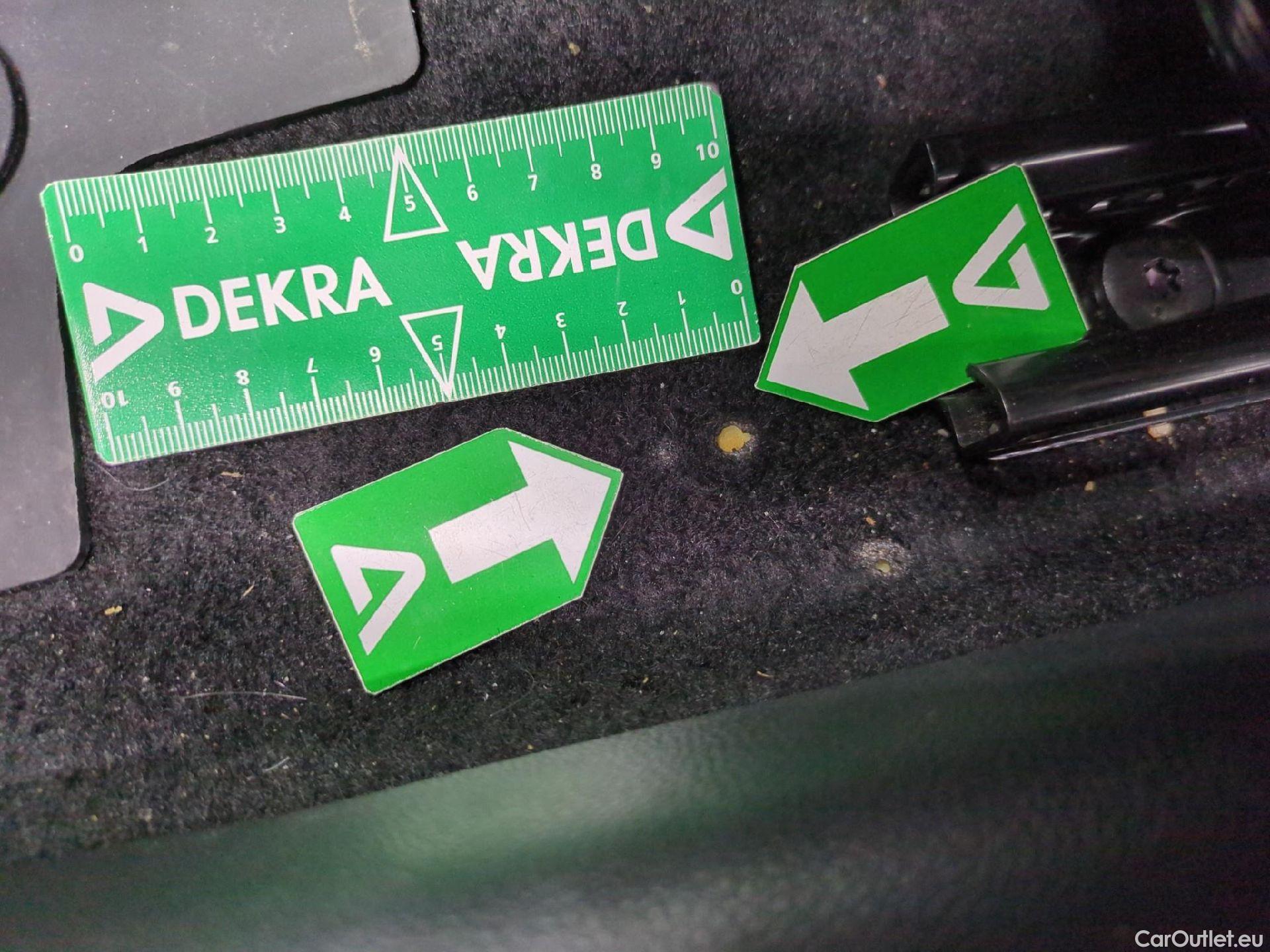  Renault  Clio  IV Air MediaNav 1.5 dCi 75CV BVM5 E6 #1