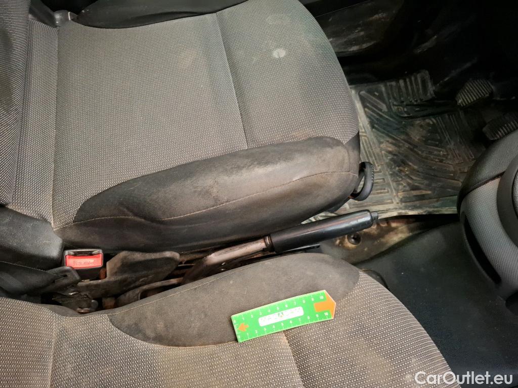  Peugeot  Partner  L1 Premium Pack 1.6 HDi 100CV BVM5 E6 #32