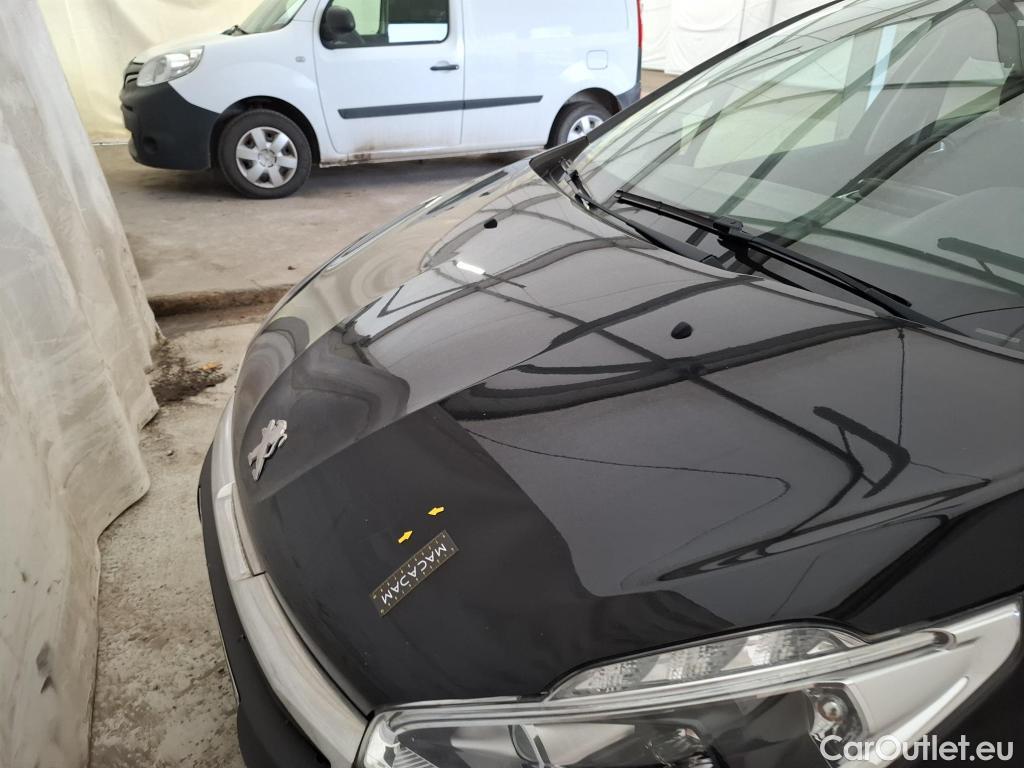  Peugeot  208  VU 5p Berline BlueHDi 100 ¤6.c S&S Active Business  / TRANSFO VP/VF #19