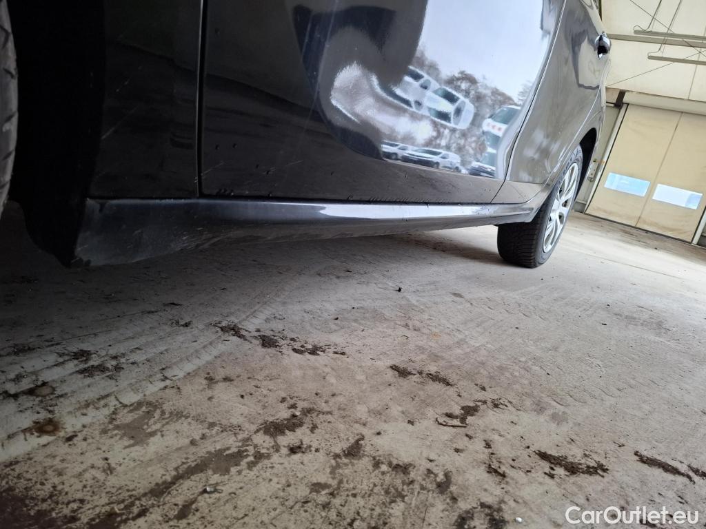  Peugeot  208  VU 5p Berline BlueHDi 100 ¤6.c S&S Active Business  / TRANSFO VP/VF #28