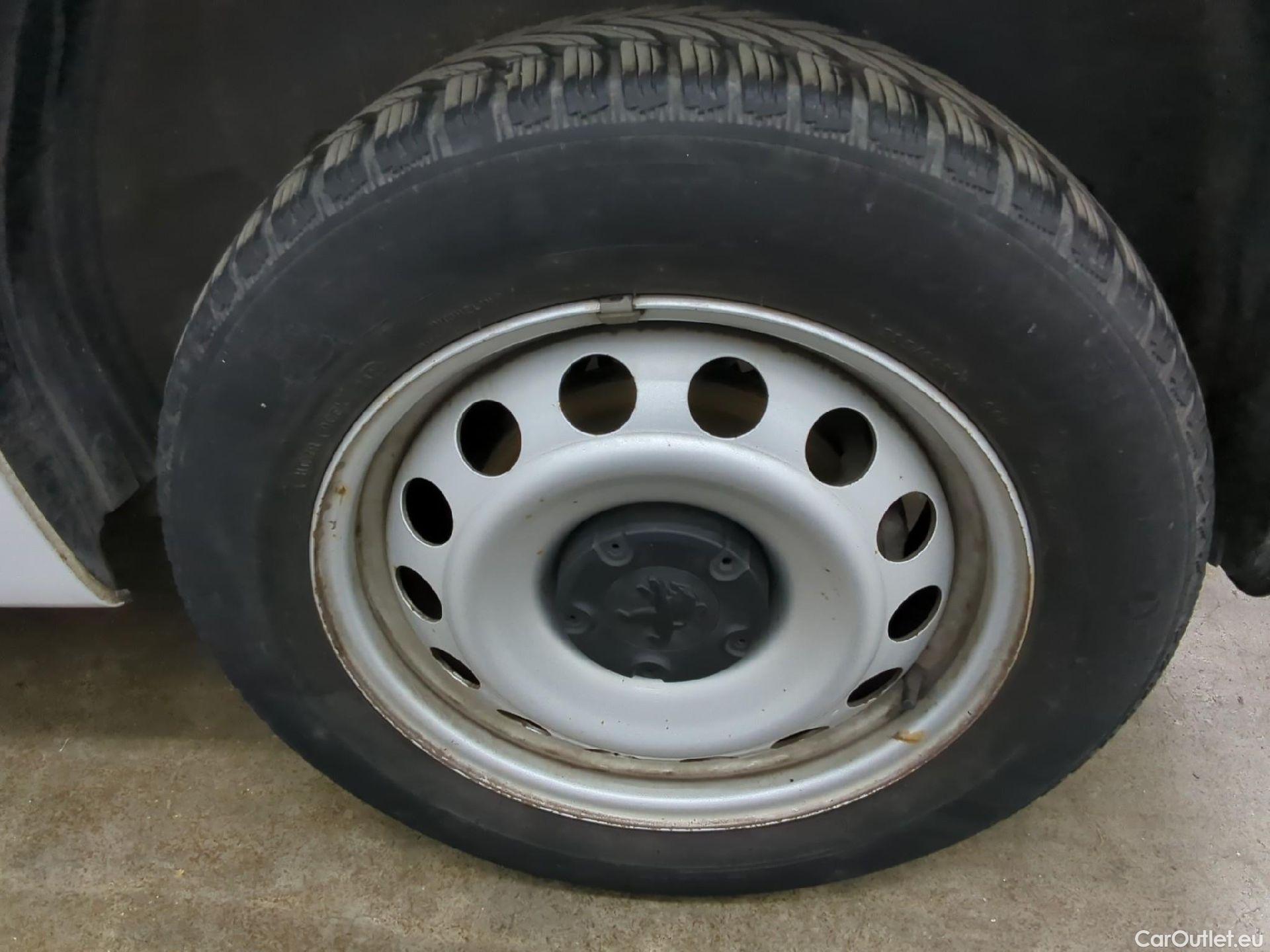  Peugeot  Partner  Asphalt L1 1.6 HDi 100CV BVM5 E6 #8