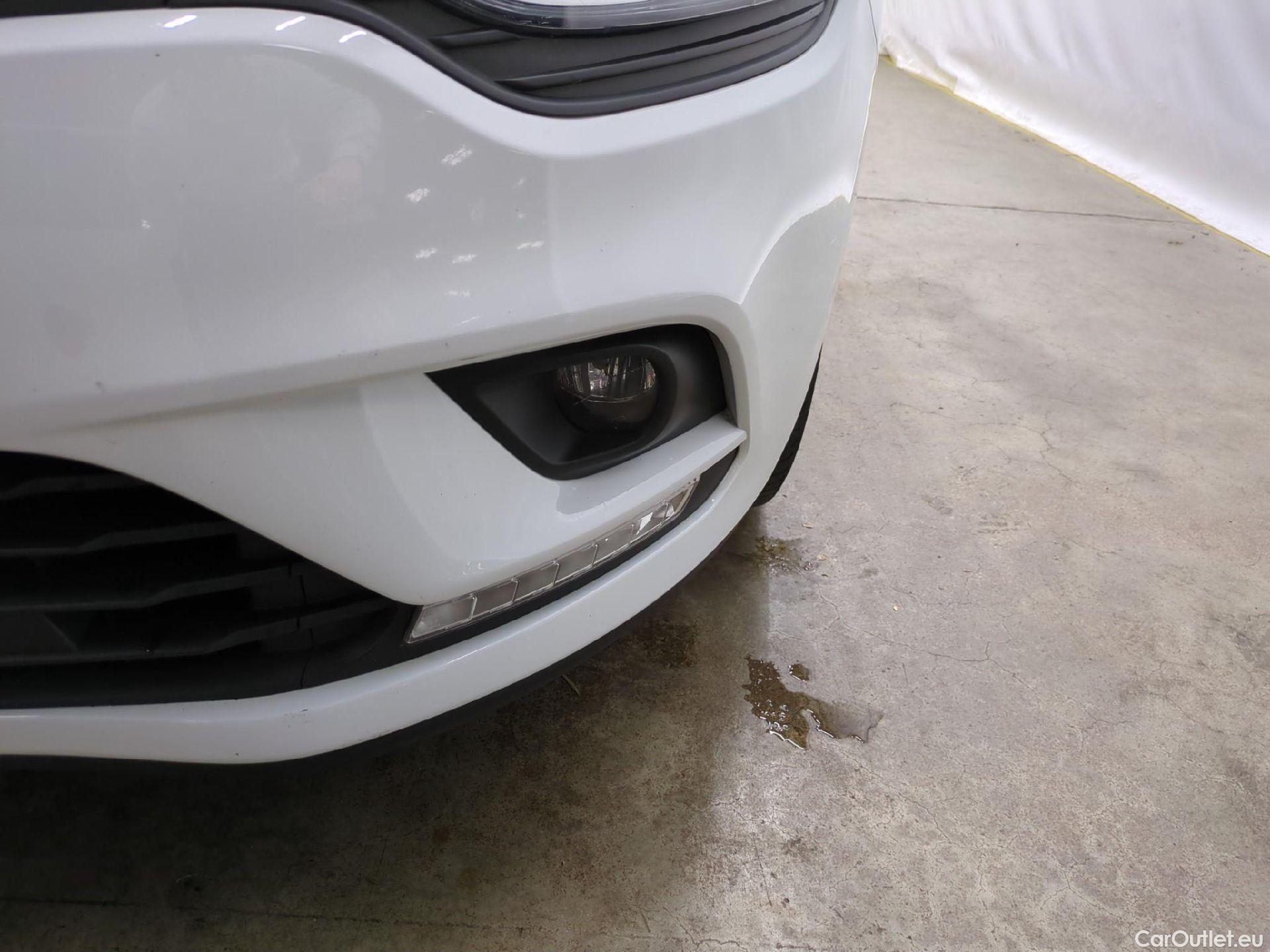  Renault  Clio  IV Air MediaNav 1.5 dCi 75CV BVM5 E6 #58