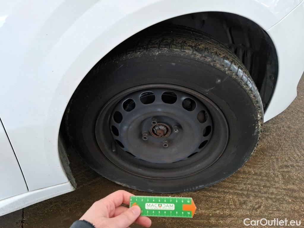  Peugeot  208  Premium 1.5 HDi 100CV BVM6 E6d #10