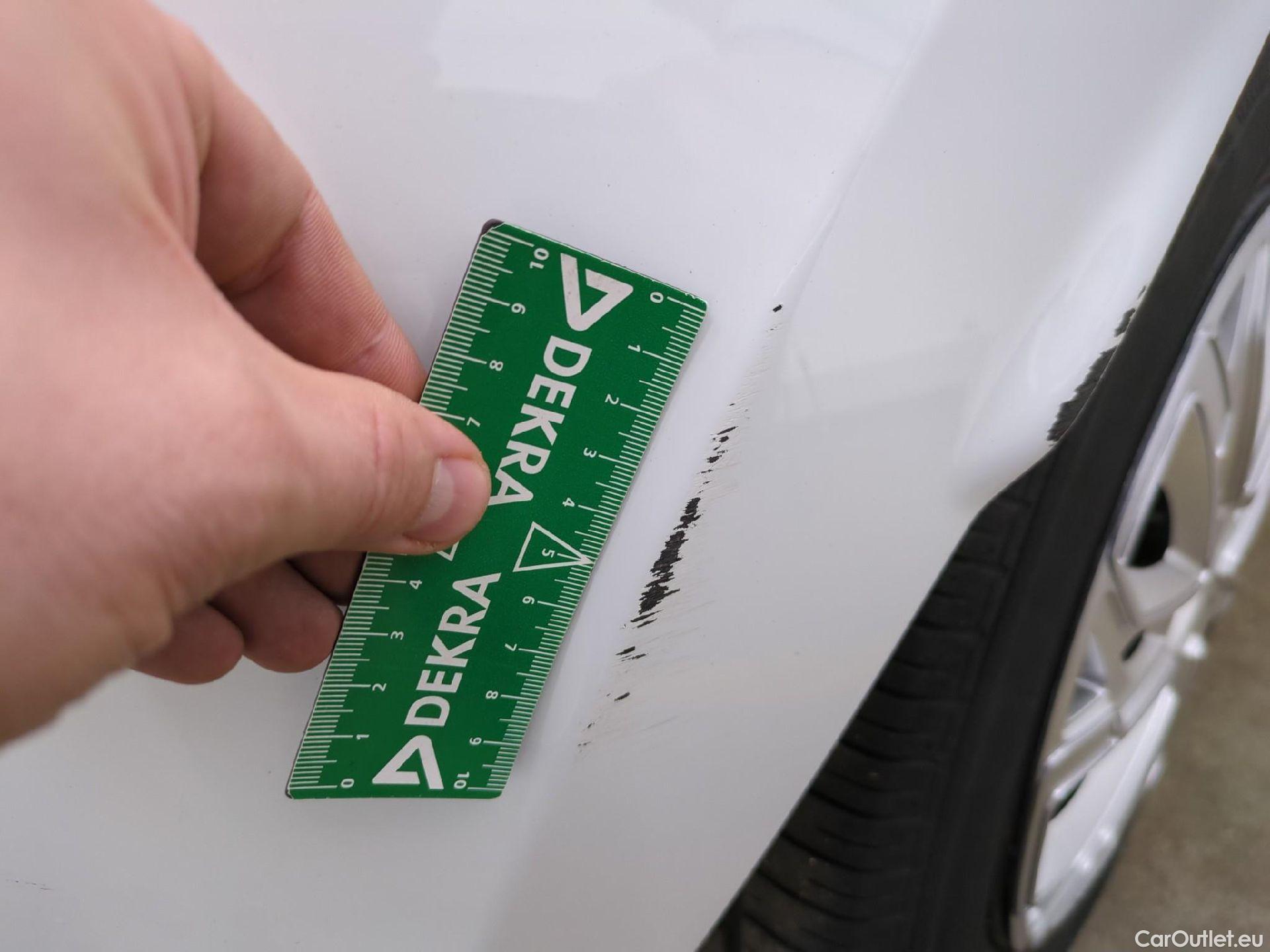  Renault  Clio  IV Air MediaNav 1.5 dCi 75CV BVM5 E6 #14