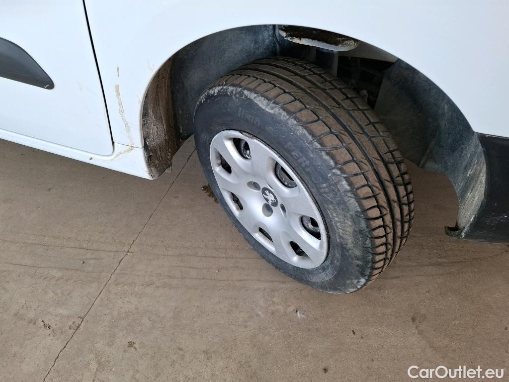  Peugeot  Partner  L1 Premium Pack 1.6 HDi 100CV BVM5 E6 #39