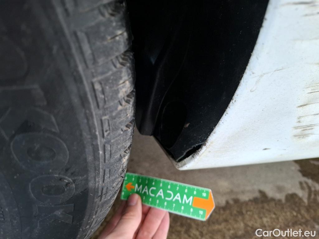  Renault  Clio  IV Air MediaNav 1.5 dCi 75CV BVM5 E6 #30