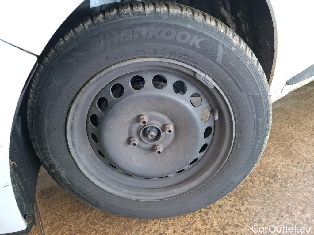  Renault  Clio  IV Air MediaNav 1.5 dCi 75CV BVM5 E6 #38