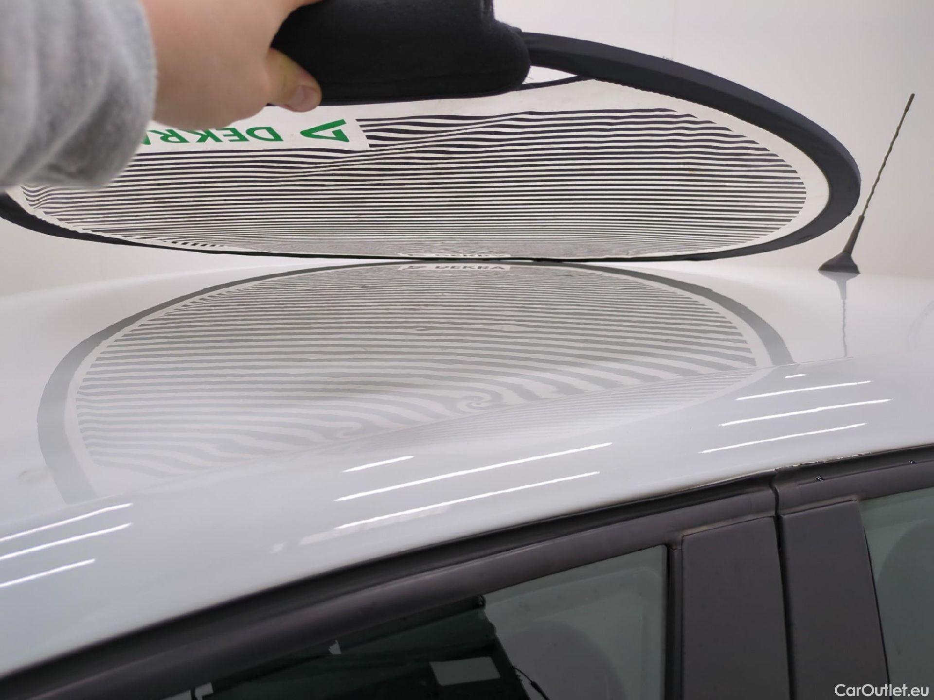  Renault  Clio  IV Air MediaNav 1.5 dCi 75CV BVM5 E6 #30