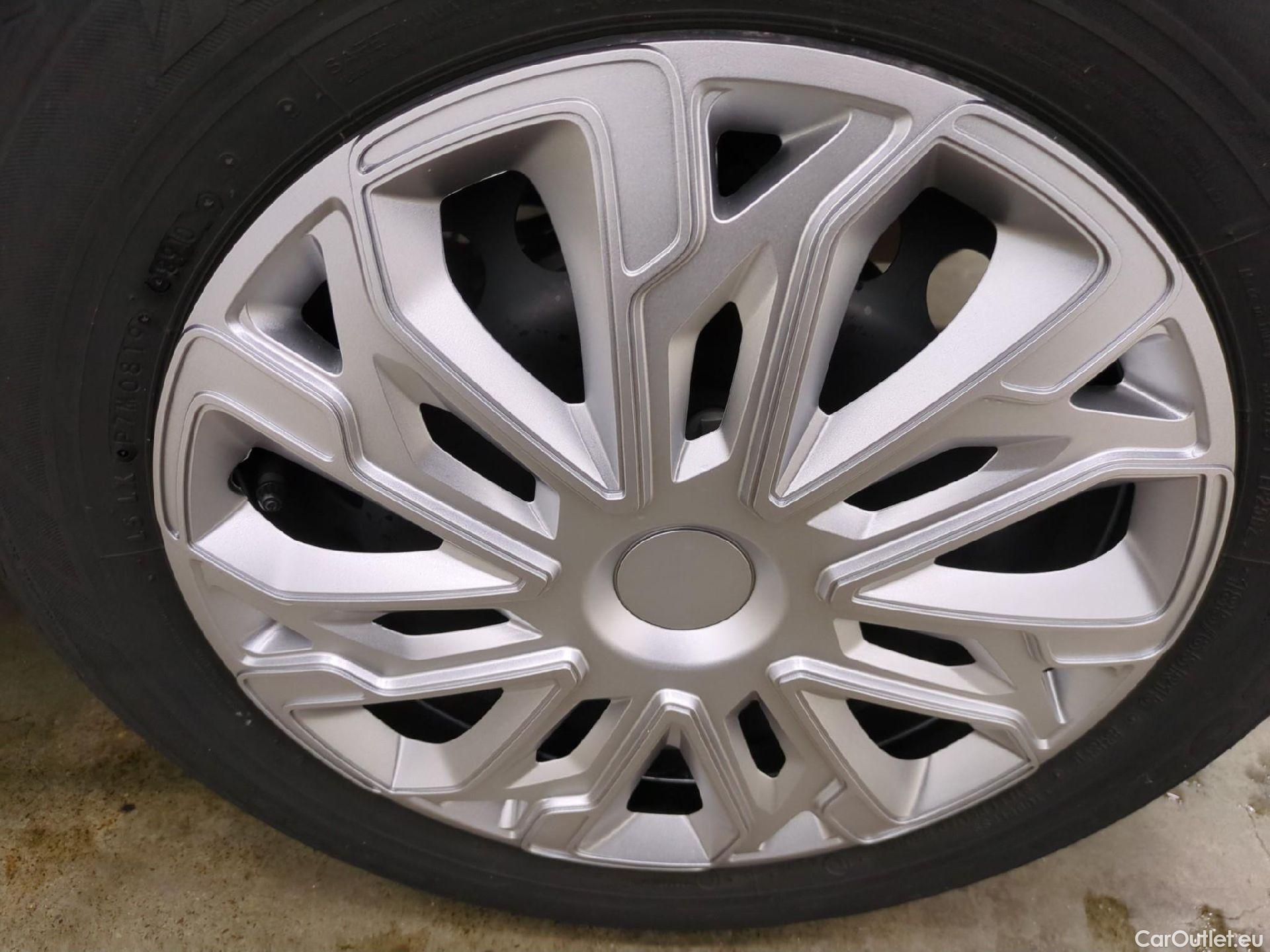  Renault  Clio  IV Air MediaNav 1.5 dCi 75CV BVM5 E6 #8