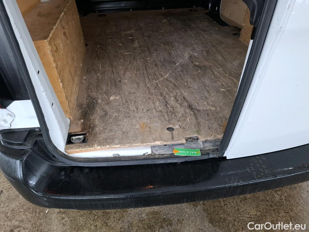  Peugeot  Expert  Fourgon Pro L1 1.5 HDi 100CV BVM6 E6dT #5