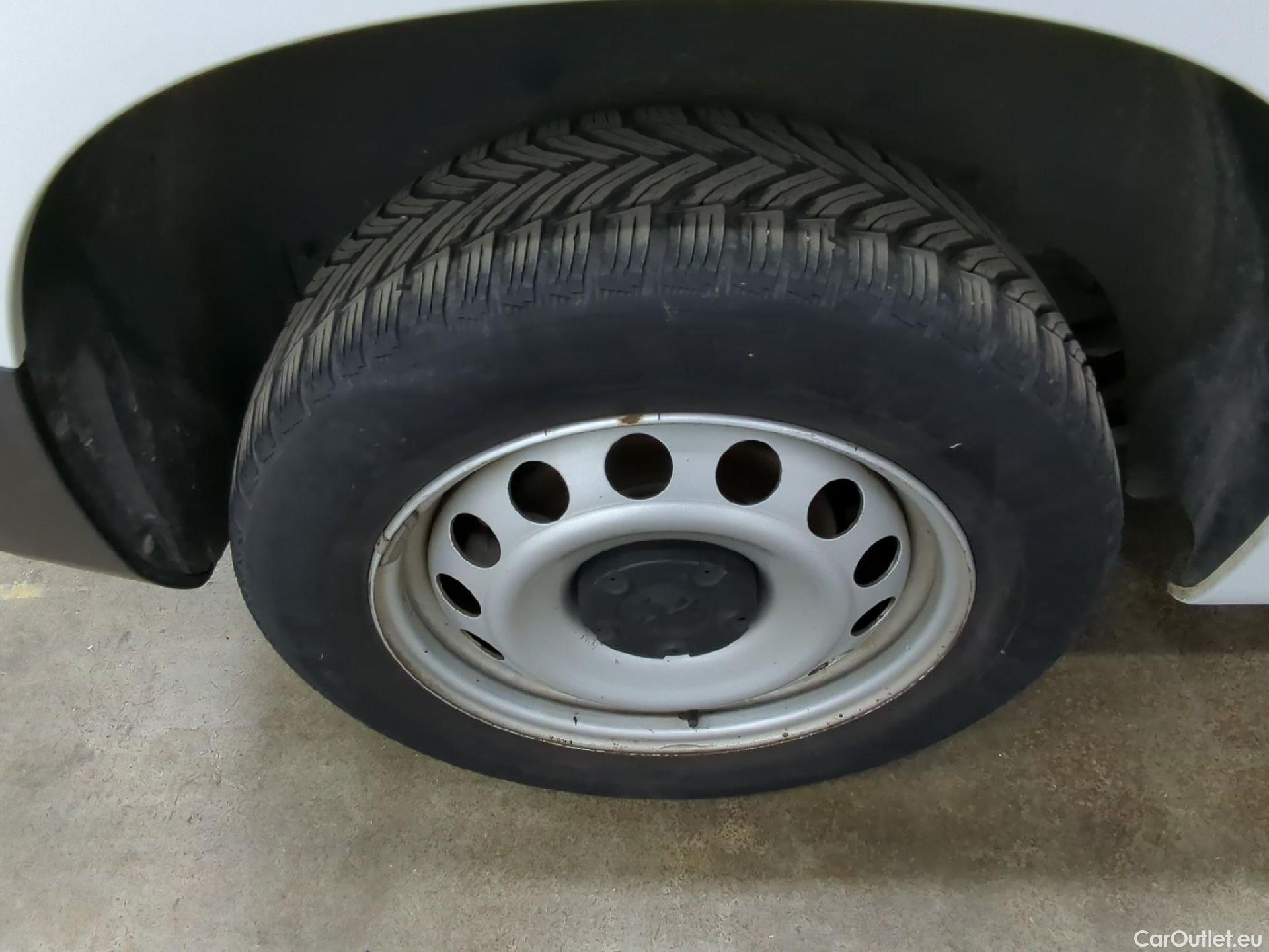  Peugeot  Partner  Asphalt L1 1.6 HDi 100CV BVM5 E6 #9