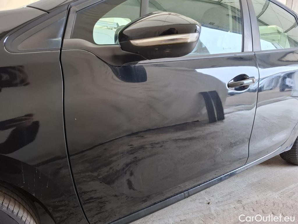  Peugeot  208  VU 5p Berline BlueHDi 100 ¤6.c S&S Active Business  / TRANSFO VP/VF #26