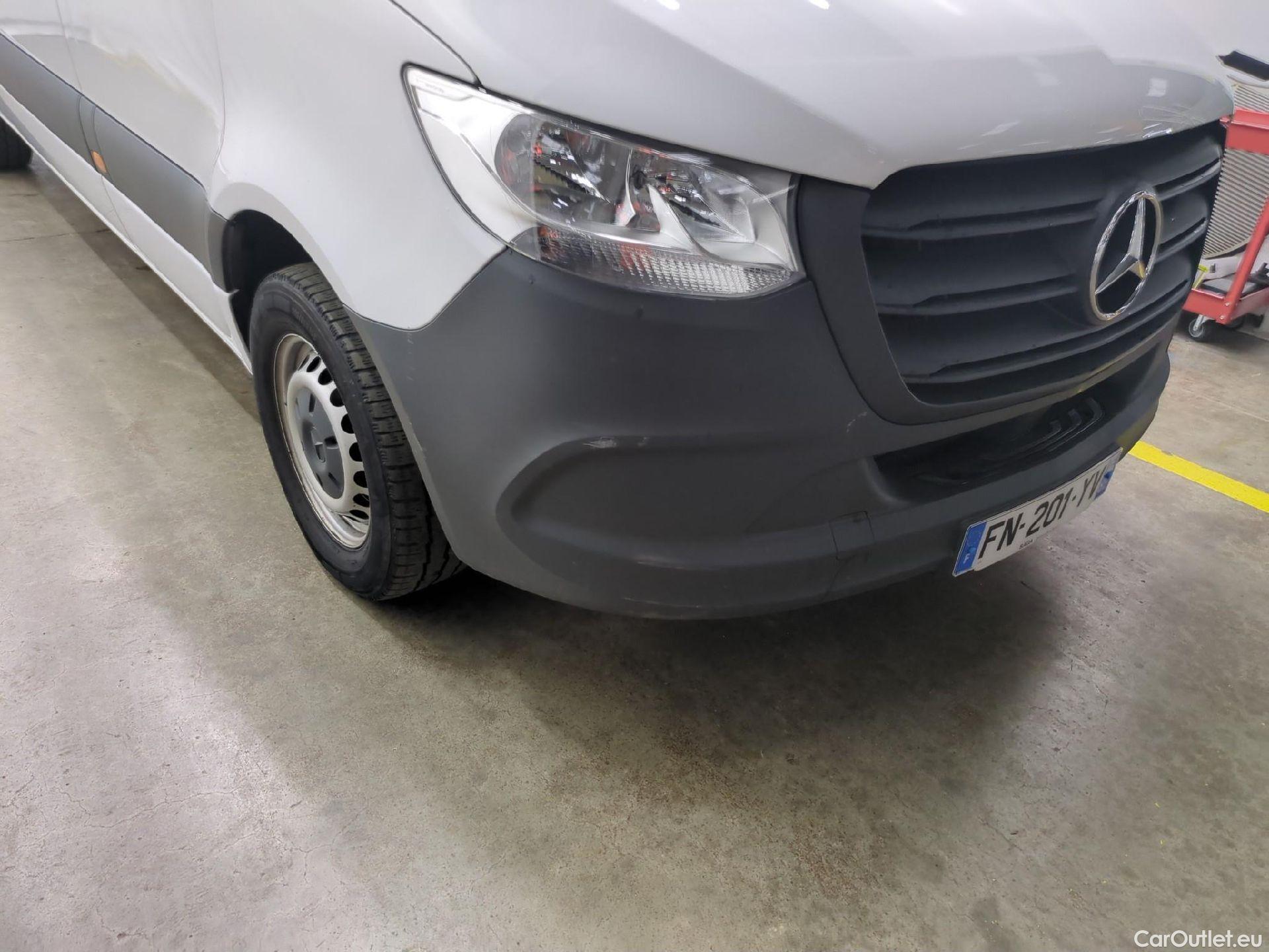  Mercedes  Sprinter MERCEDES-BENZ  / 2018 / 4P / Fourgon tôlé 314 CDI traction Emp 3259 3.5T #9
