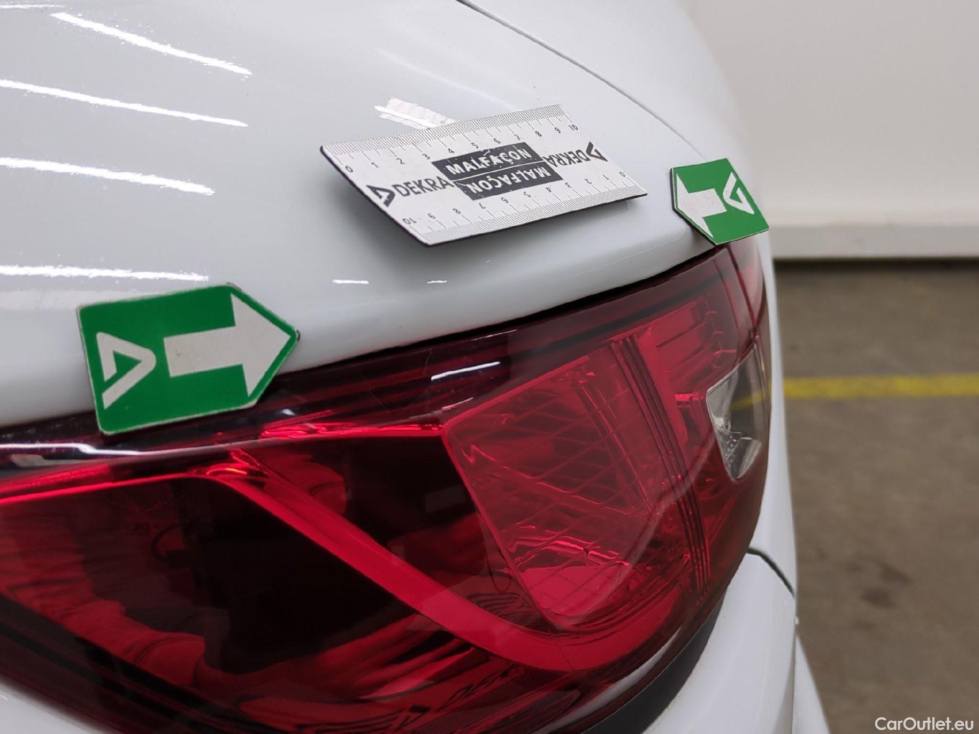  Renault  Clio  IV Air MediaNav 1.5 dCi 75CV BVM5 E6 #55