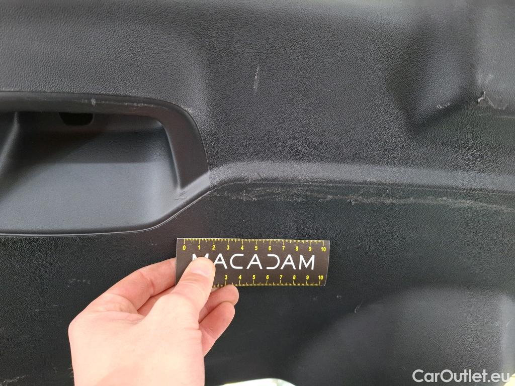  Peugeot  208  VU 5p Berline BlueHDi 100 ¤6.c S&S Active Business  / TRANSFO VP/VF #9