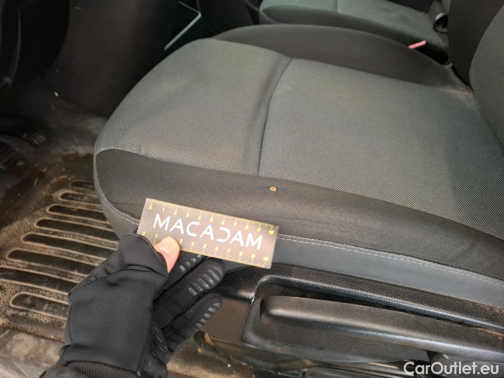  Renault  Master RENAULT  / 2014 / 4P / Fourgon tôlé &FG GCf Trac F3300 L2H2 dCi 110 Euro6 #34