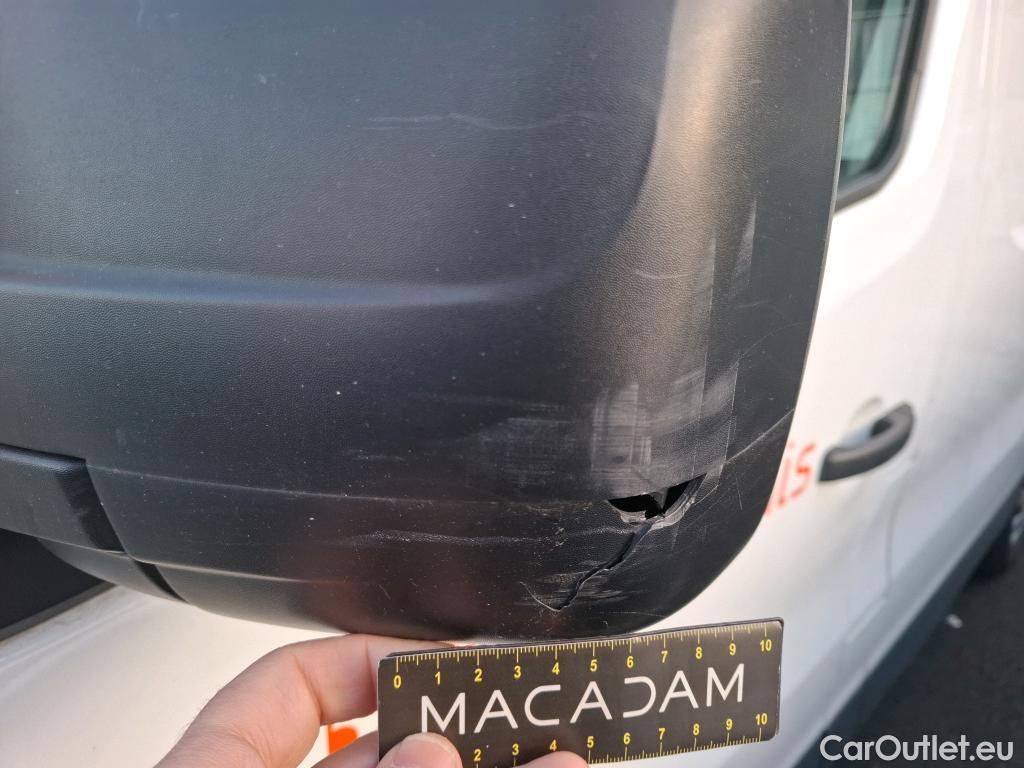  Renault  Trafic RENAULT  / 2014 / 4P / Fourgon tôlé &FG GCF L1H1 1200 dCi 95 E6 #7