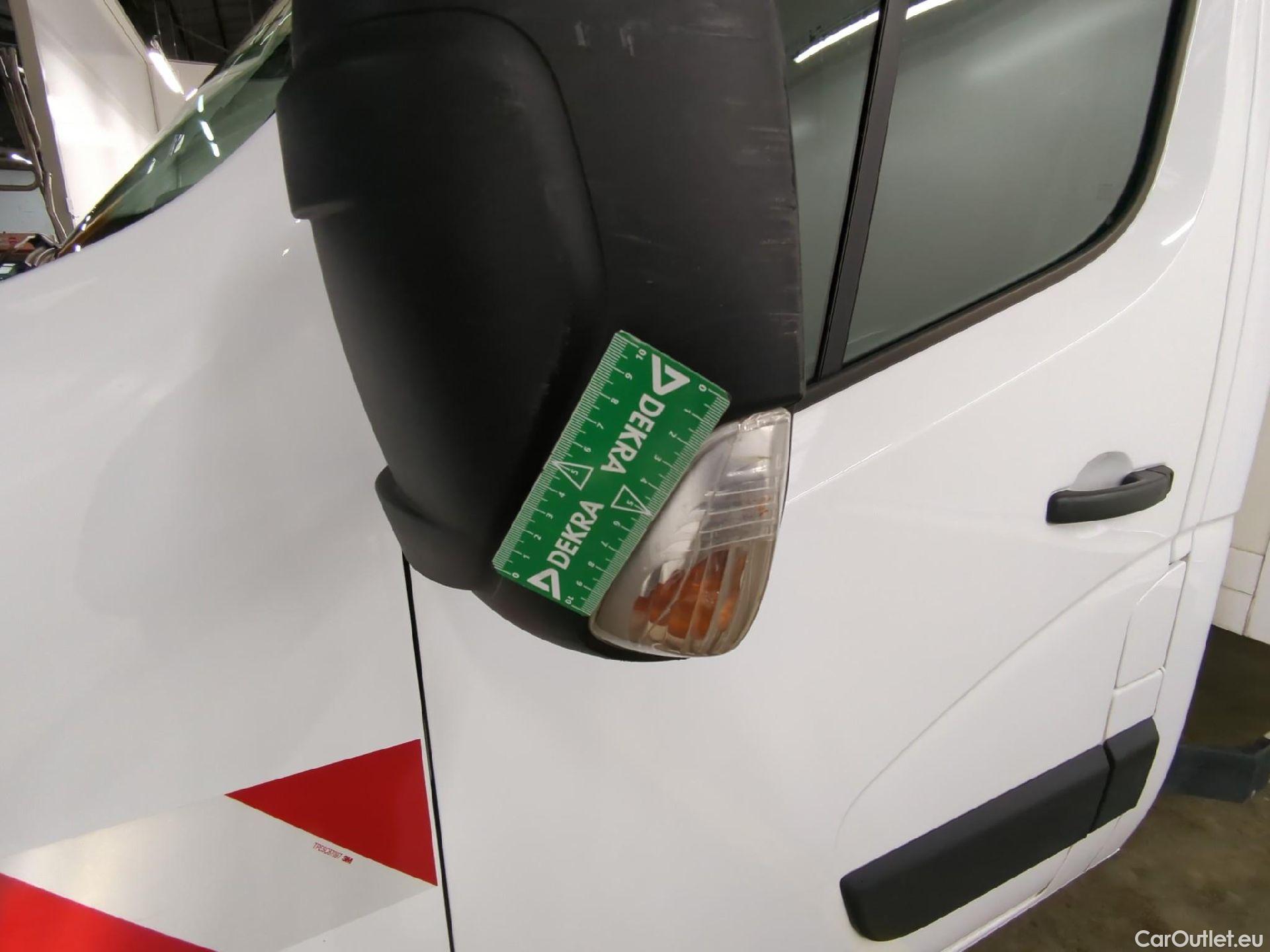  Renault  Master RENAULT  SC / 2019 / 2P / Châssis cabine CC Tr GCF F3500 L3 Energy dCi 145 #18