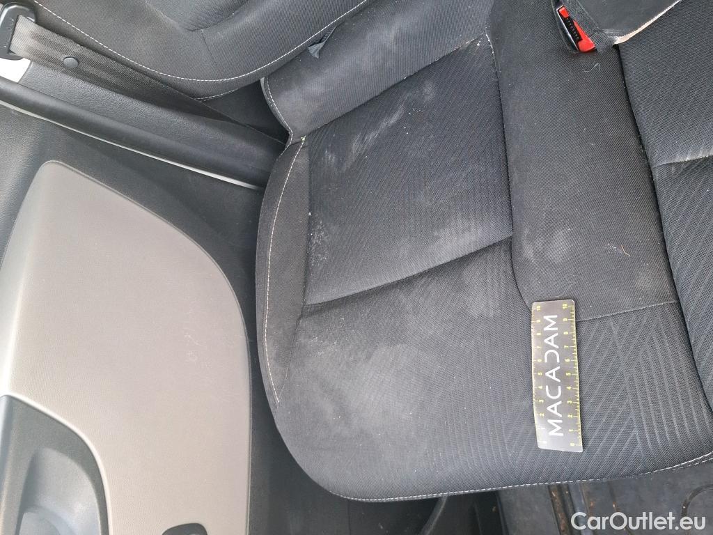  Renault  Trafic RENAULT  / 2014 / 4P / Fourgon tôlé &FG GCF L1H1 1200 dCi 95 E6 #23