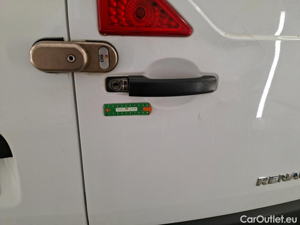  Renault  Master  III Fourgon L3H2 3 5 Grand Confort dCi 135CV BVM6 7 Sieges E6dT #40