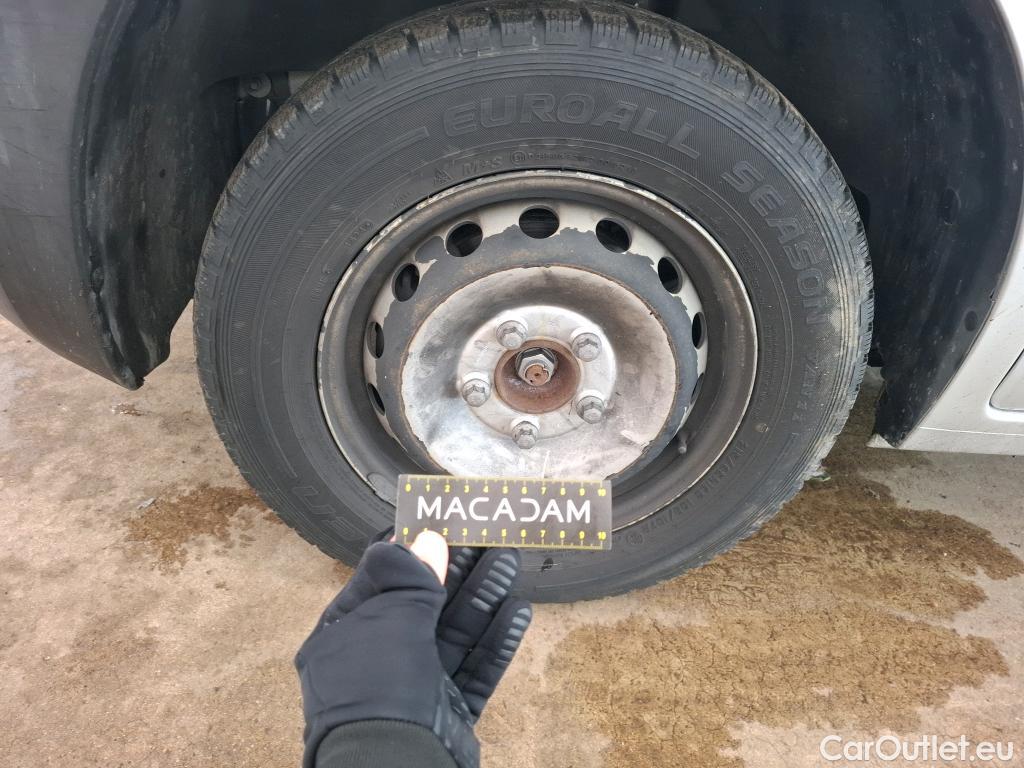  Renault  Master RENAULT  / 2014 / 4P / Fourgon tôlé &FG GCf Trac F3300 L2H2 dCi 110 Euro6 #42