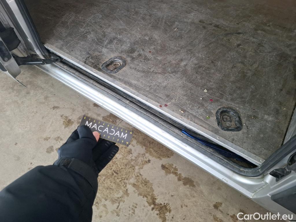  Renault  Master RENAULT  / 2014 / 4P / Fourgon tôlé &FG GCf Trac F3300 L2H2 dCi 110 Euro6 #25