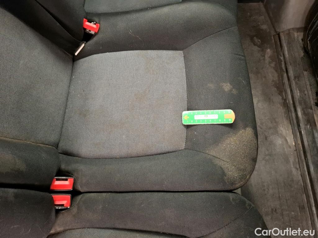  Renault  Master  III Fourgon L3H2 3 5 Grand Confort dCi 135CV BVM6 7 Sieges E6dT #35