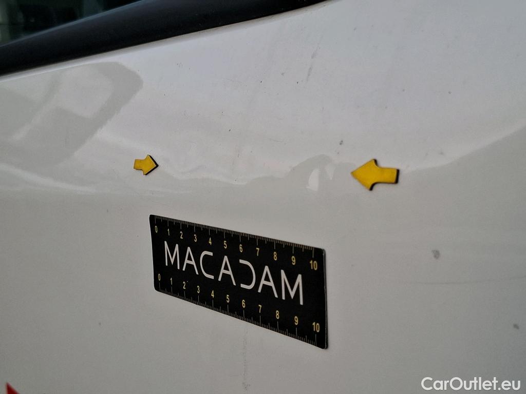  Renault  Trafic RENAULT  / 2014 / 4P / Fourgon tôlé &FG GCF L1H1 1200 dCi 95 E6 #20