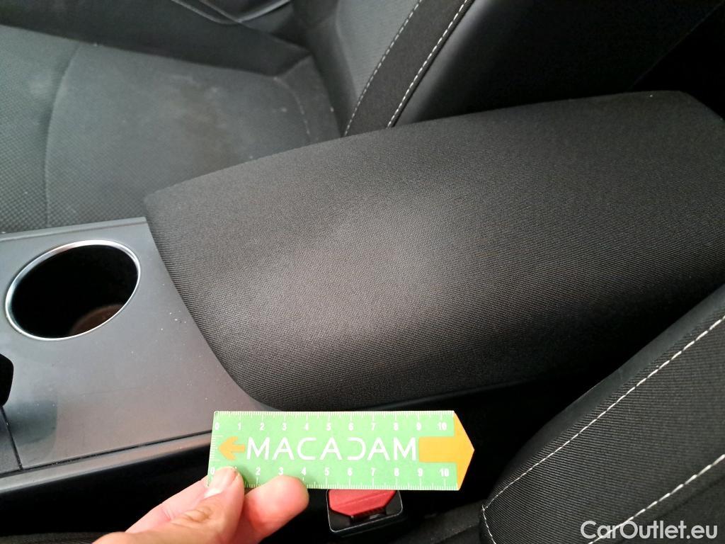  Renault  Megane  IV Berline 5pt. Société Air Nav 1.5 dCi 110CV BVM6 E6 #9