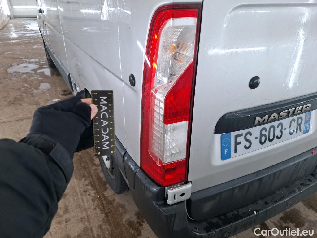  Renault  Master RENAULT  / 2014 / 4P / Fourgon tôlé &FG GCf Trac F3300 L2H2 dCi 110 Euro6 #21