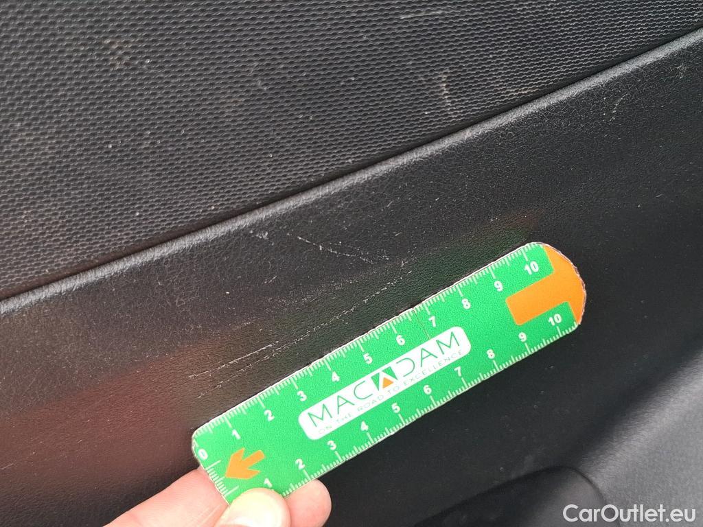  Renault  Trafic RENAULT  / 2019 / 4P / Fourgon tole FG GCF L1H2 1200 Energy dCi 145 E6 #10