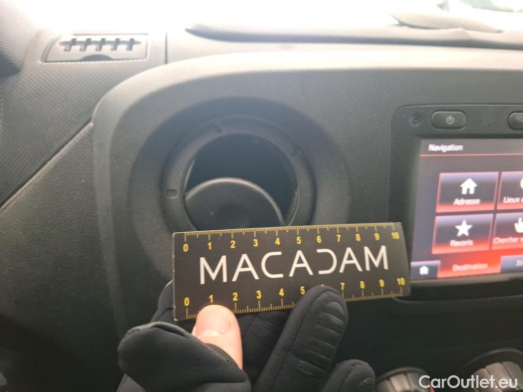  Renault  Master RENAULT  / 2014 / 4P / Fourgon tôlé &FG GCf Trac F3300 L2H2 dCi 110 Euro6 #39