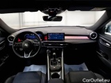  Alfa Romeo  TONALE ALFA ROMEO  / 2022 / 5P / SUV 1.5 160CV HYBRID TCT7 TI #3