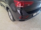  Volkswagen  T-ROC VOLKSWAGEN  / 2021 / 5P / SUV 2.0 TDI SCR LIFE DSG #68