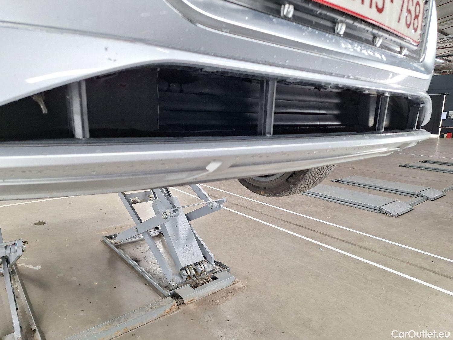  Audi  E-TRON Audi,  '19 BEV, Audi  55 Quattro Advanced 5d #15