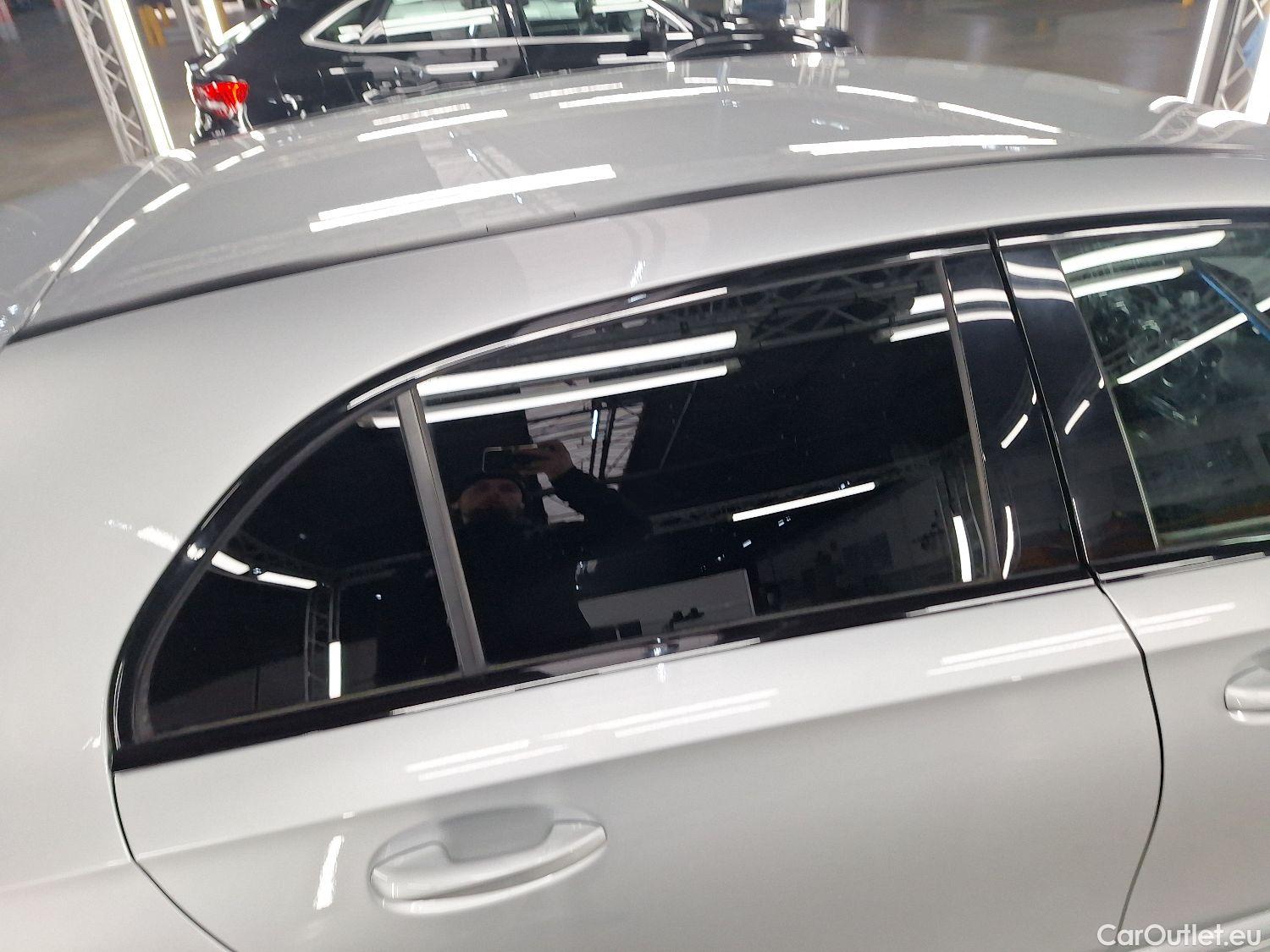  Mercedes  A-Klasse Mercedes, A-Class '18, Mercedes-Benz  A 180 Aut. 5d #30