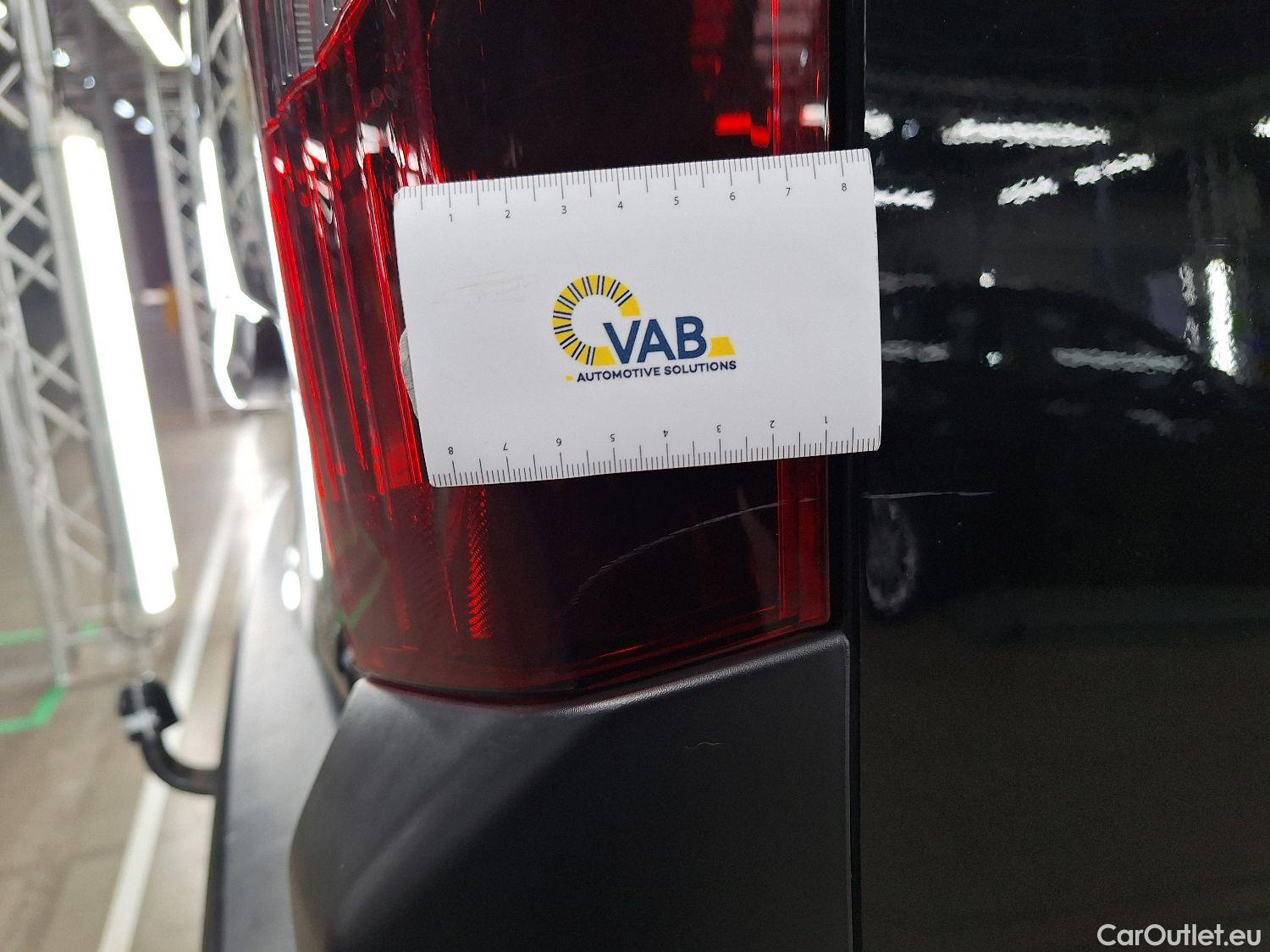  Peugeot  RIFTER Peugeot,  '18, Peugeot  1.5 BlueHDi 130 S/S Allure Long 5d 7pl #27