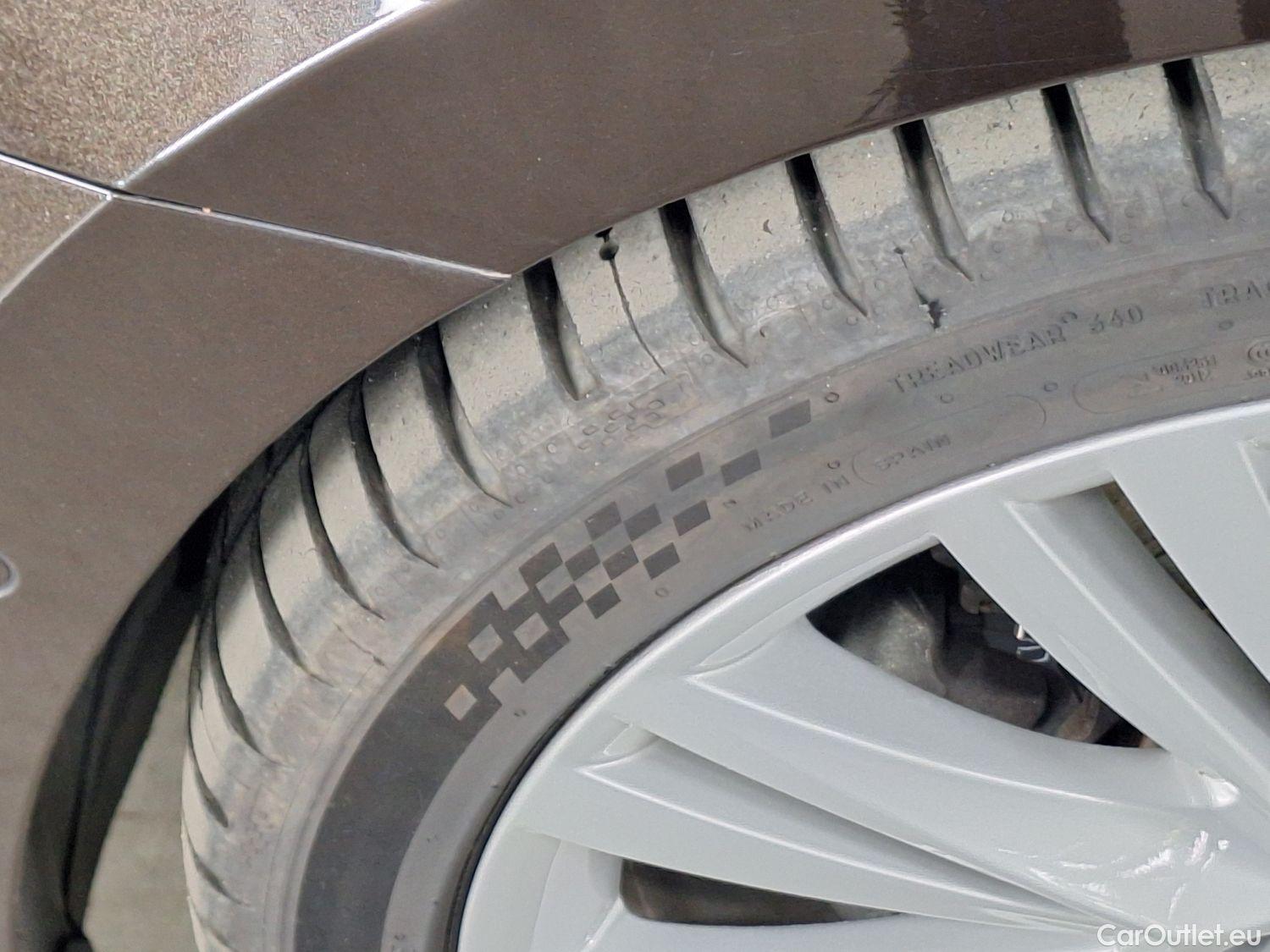  Skoda  Superb Skoda,  Combi FL'19, Skoda  Combi 1.4 TSI iV 160kW DSG6 Style 5d #45