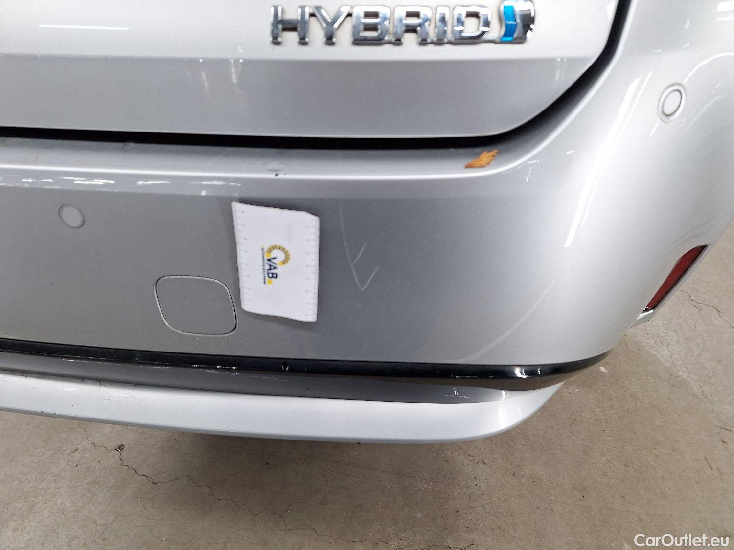  Toyota  Corolla Toyota,  TS '19, Toyota  Touring Sports 1.8 Hybrid Dynamic e #26