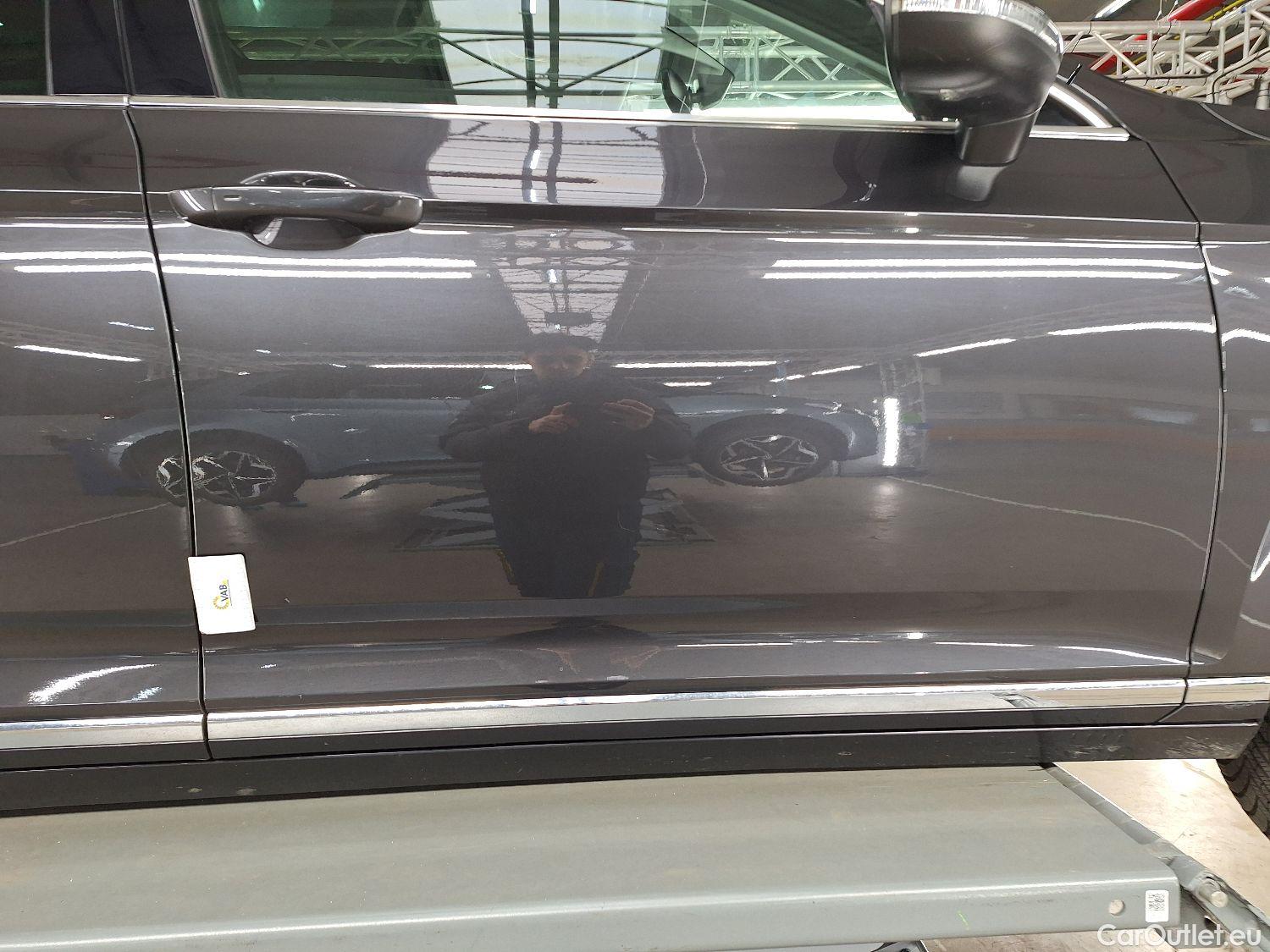  Volkswagen  Passat VW,  Variant FL'19, Volkswagen  Variant 2.0 TDI SCR 110kW DSG7 E #11