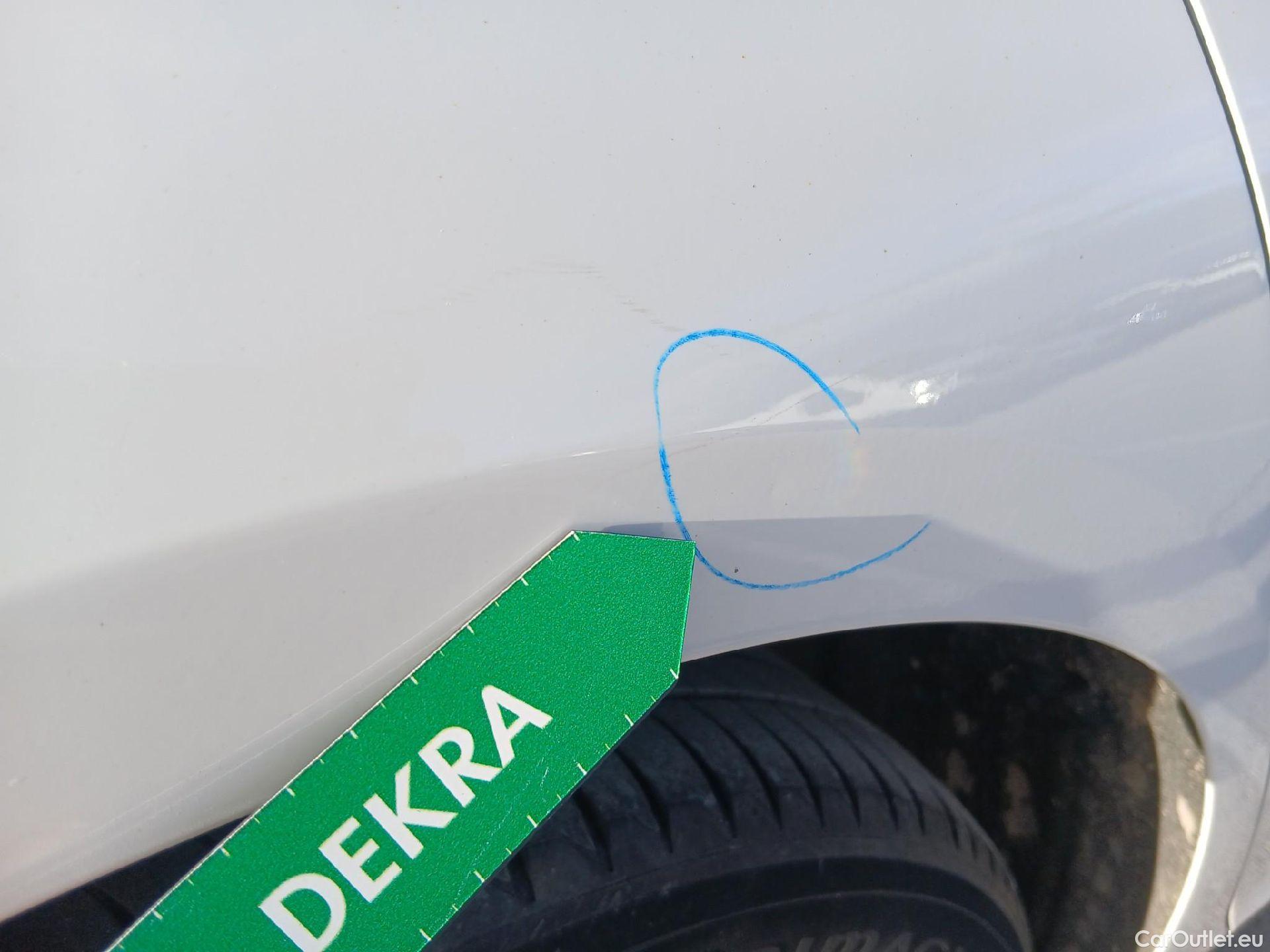  Opel  Insignia OPEL  / 2020 / 5P / berlina con portón GS Edition 1.5D DVH 90kW (122CV) MT6 #25