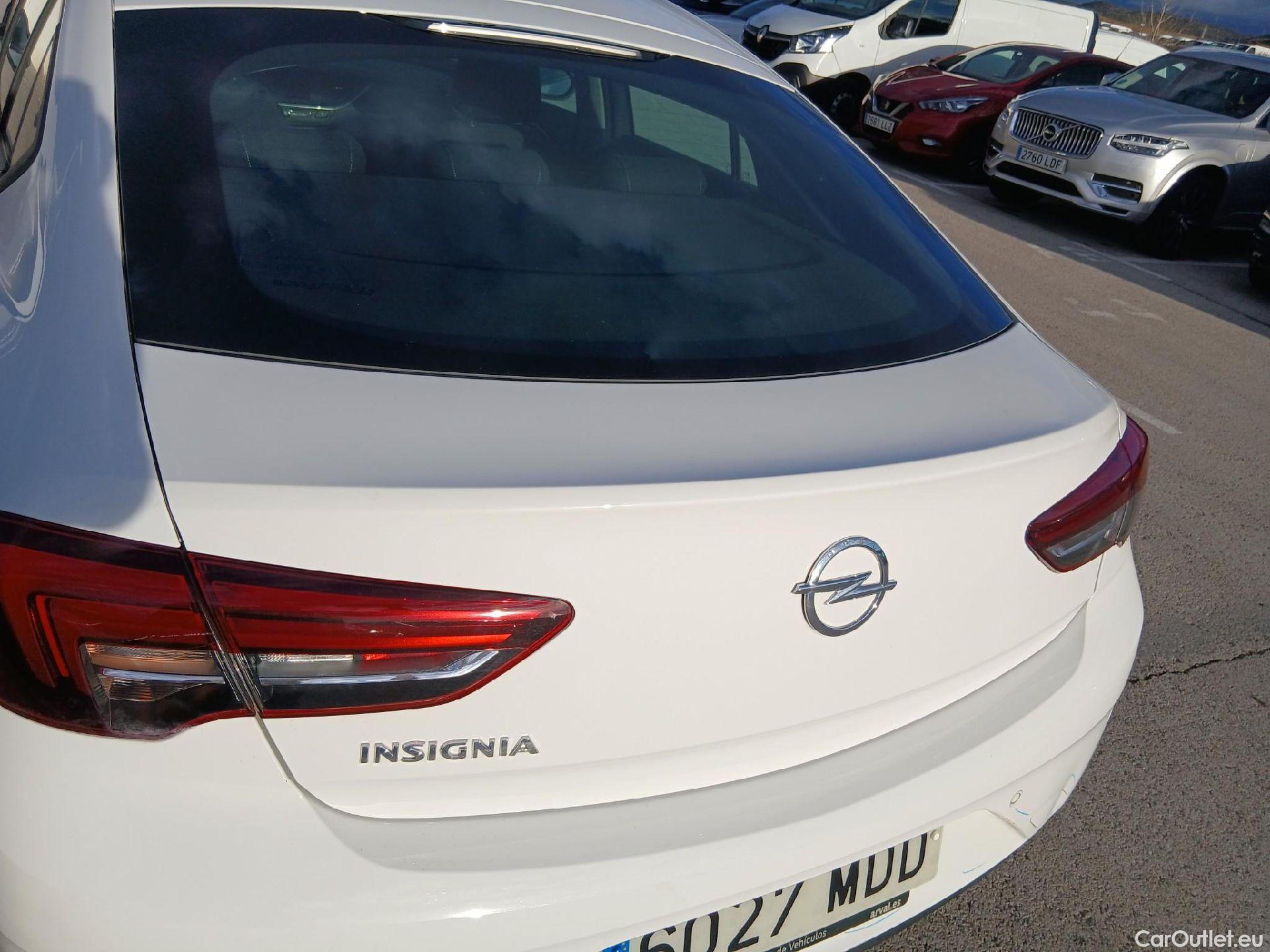  Opel  Insignia OPEL  / 2020 / 5P / berlina con portón GS Edition 1.5D DVH 90kW (122CV) MT6 #24