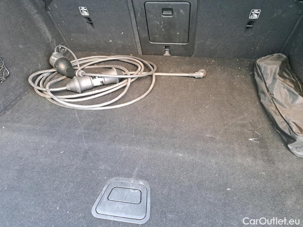  Volvo  XC60 VOLVO  / 2017 / 5P / todoterreno 2.0 T6 AWD Recharge Inscription Exp Auto #15