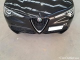  Alfa Romeo   STELVIO ALFA ROMEO / 2017 / 5P / SUV 2.2 TURBO DIESEL 190CV BUSINESS AT8 Q4 #42