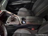  Peugeot  3008 PEUGEOT  / 2020 / 5P / SUV BLUEHDI 130 SeS ACTIVE PACK #116
